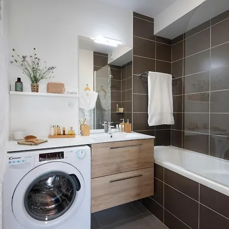 Pierre & Premium Les D'olonne 5*