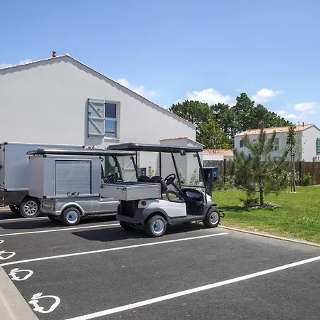 מלון דירות Pierre & Premium Les D'olonne 5*