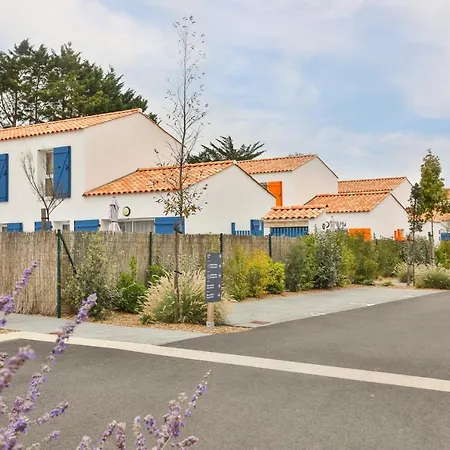 Pierre & Premium Les D'olonne 5*