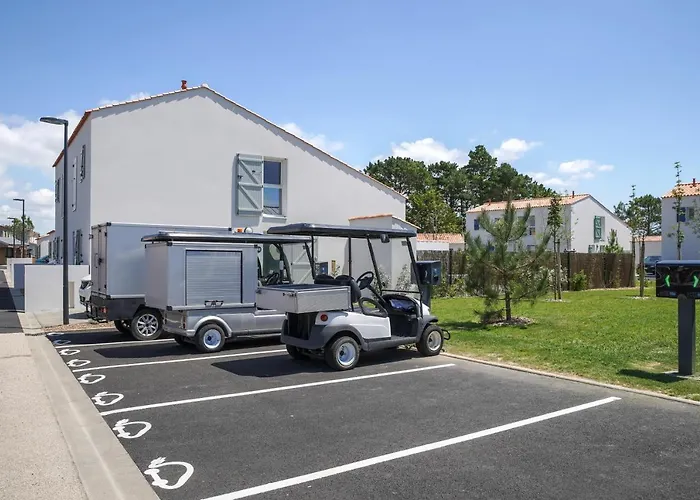 Apart-hotel Pierre & Premium Les D'olonne 5*