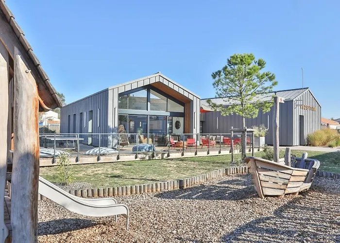 Pierre & Premium Les D'olonne 5*